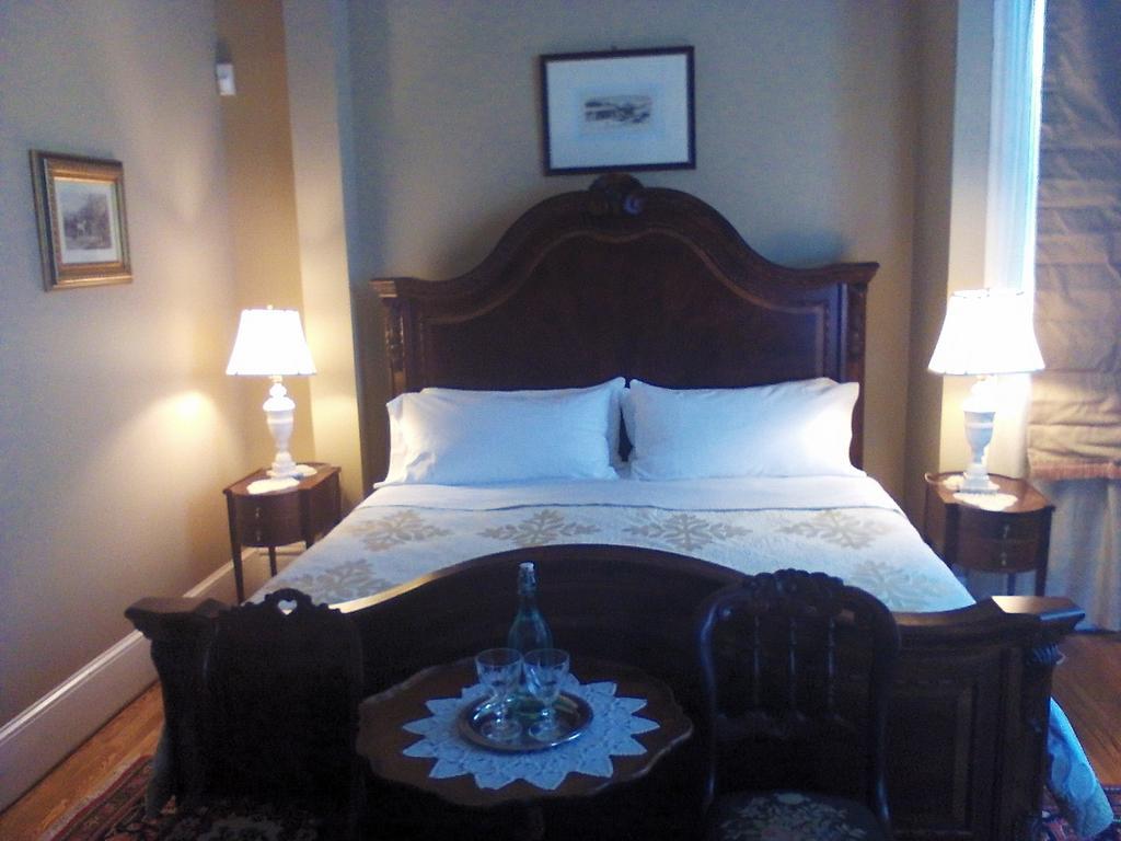 A Kingston Bed & Breakfast Eksteriør billede